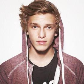 Cody Simpsonの画像